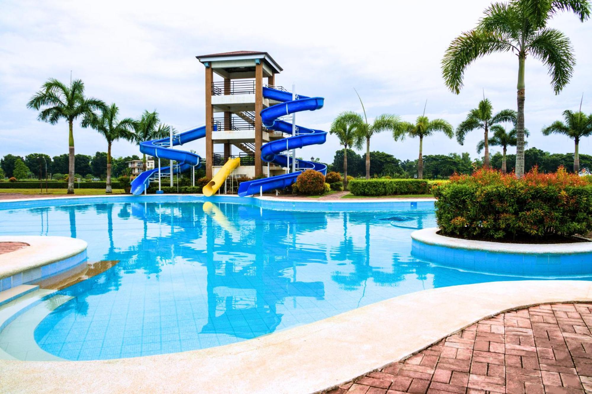 Sotogrande Iloilo Hotel Экстерьер фото